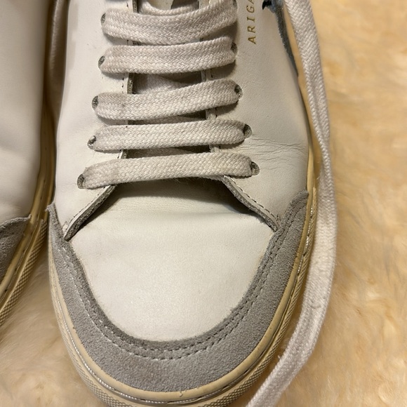 Axel Arigato 1.40MM with blue and silver bird detail. Size 40 EU, 9 US. - Picture 9 of 13